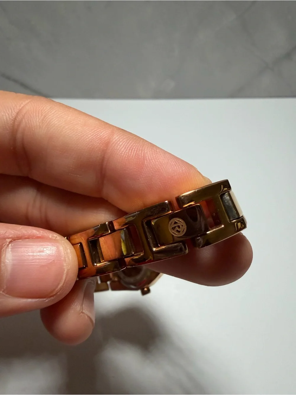 Relic by fossil womens micro wristwatch gold tone round analog dial watch